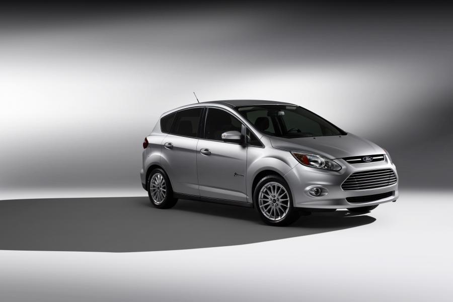  Ford C-Max Hybrid 2010 года  (фото 6 из 10)